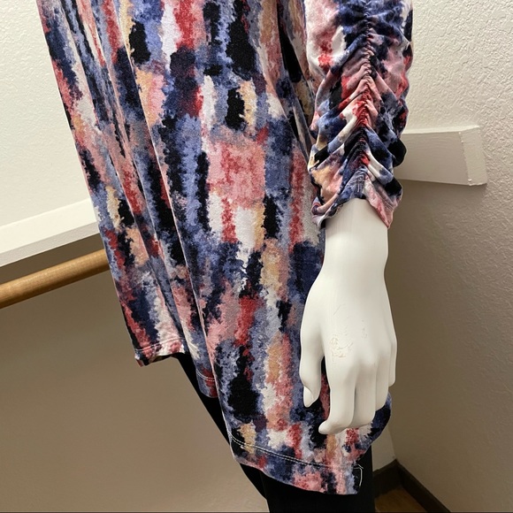 Philosophy Paint Block Print|Ruched Sleeves|Asymmetrical Hemline Tunic Top Sz XL - Picture 3 of 6